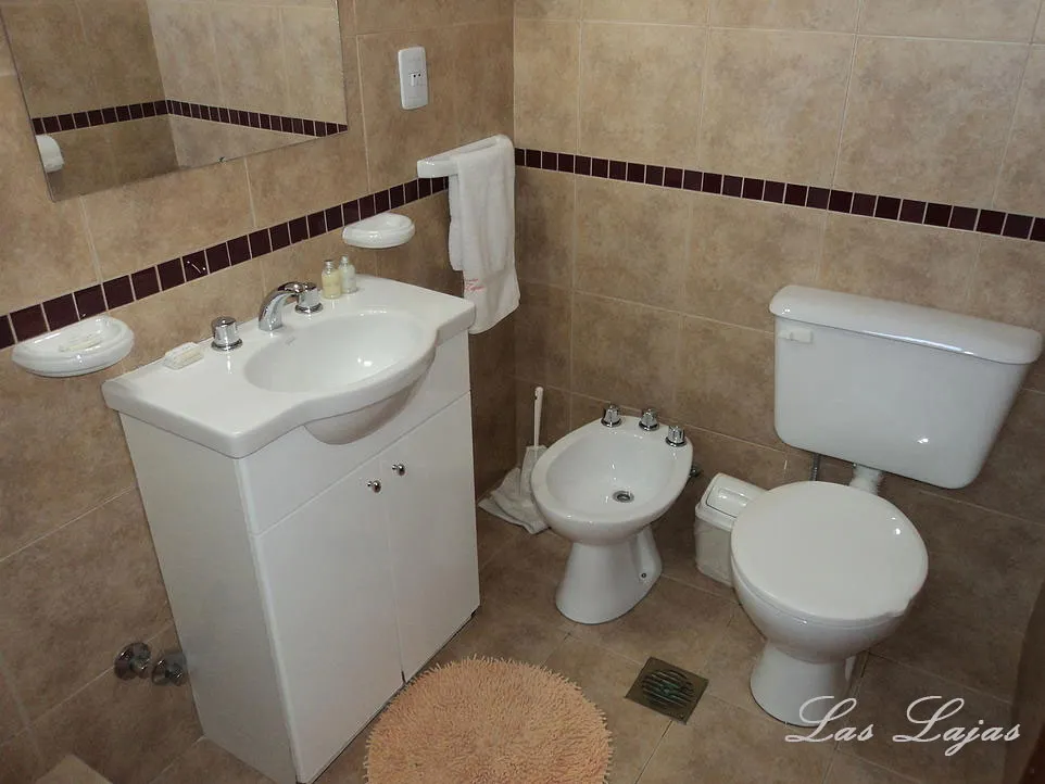 Baño completo, Complejo Las Lajas, Merlo